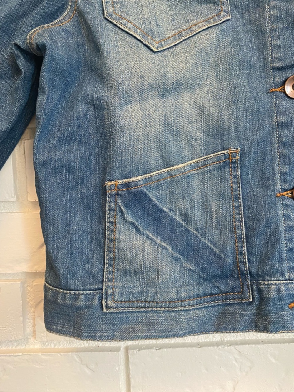 Joe Fresh Size L Light Wash Distressed Denim Jacket Super Cute - Picture 4 of 10